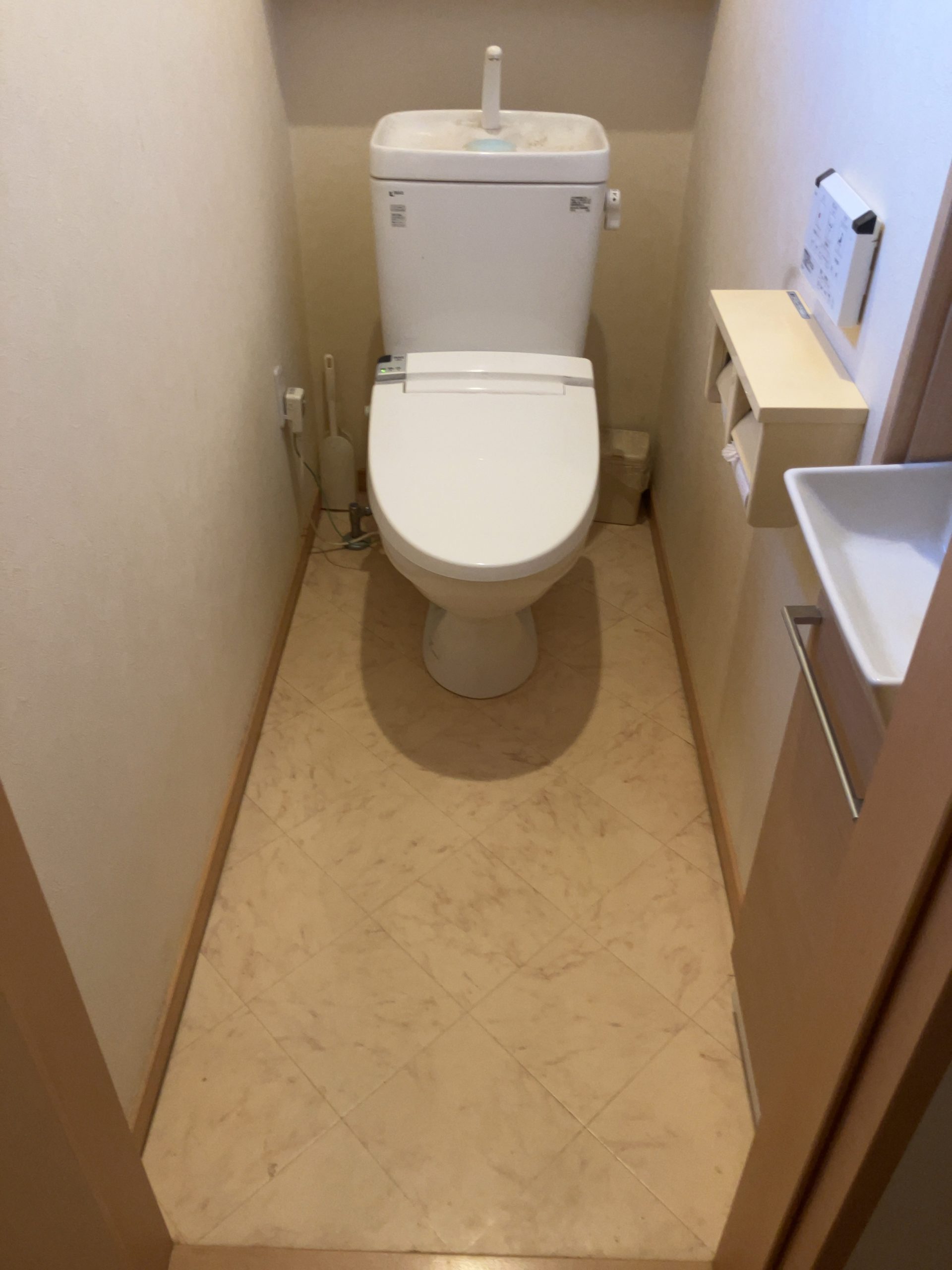 トイレリフォーム前1